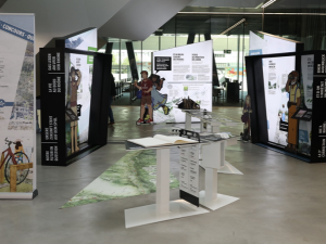 06-Photo expo Rdv au bord du Rhne_small (1)