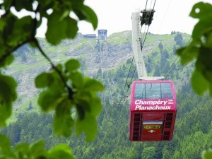 Inauguré en 1987, le téléphérique Champéry-Planachaux fëte ses 20 ans cette année. Il sera gratuit samedi et dimanche. le nouvelliste