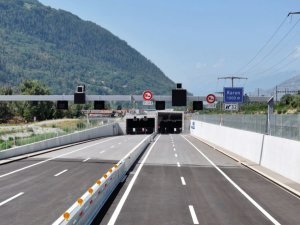 offene Tür A9